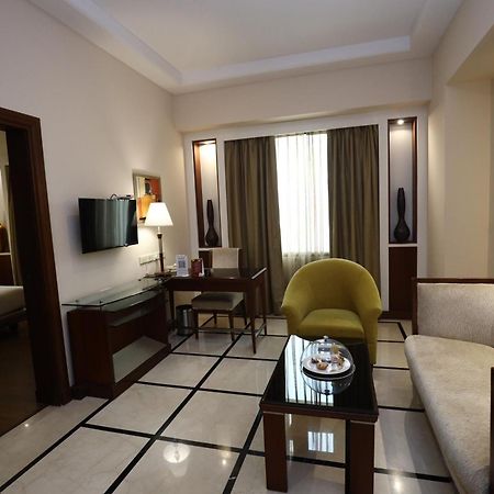 Best Western Plus Jalandhar Buitenkant foto