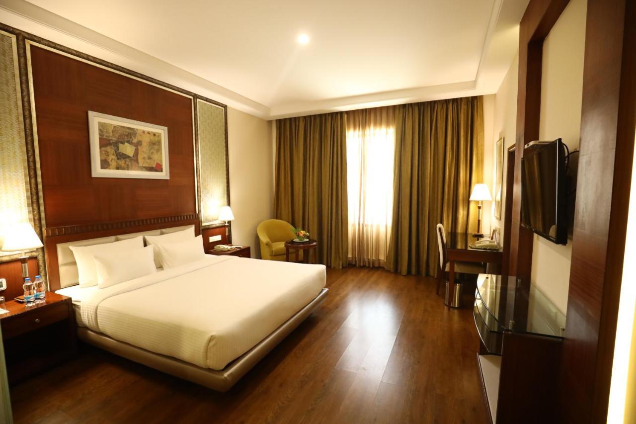 Best Western Plus Jalandhar Buitenkant foto